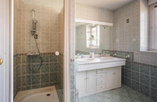 Mereville House | Villa Carpe Diem