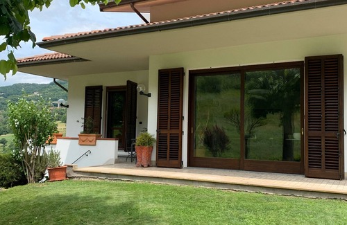 Castiglione dei Pepoli Villa | Villa 'Casa Di Eli E Matte' with Mountain View, Private Garden and Wi-Fi