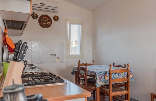Licata House | Villa 'Casa Di Elvira' with Private Terrace, Wi-Fi and Air Conditioning