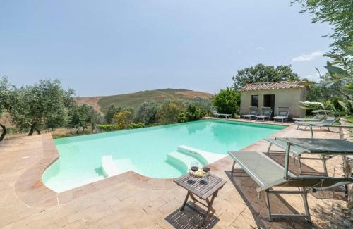 Castiglione d'Orcia Villa | Villa Casa Frati by Interhome