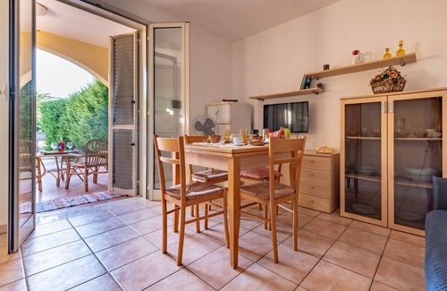 Torre Saracena Villa | Villa 'Casa Saracena' with Private Terrace, Private Garden and Air Conditioning