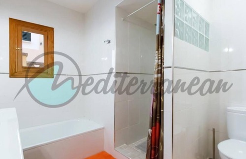 El Toro House | Villa Casablanca near port adriano by villasmediterranean