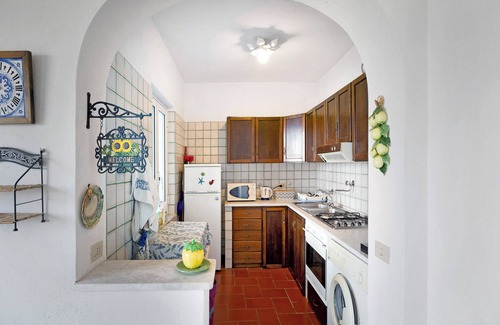 Tiberio Villa | Villa "Caterina" with Sea View, Private Terrace & Wi-Fi