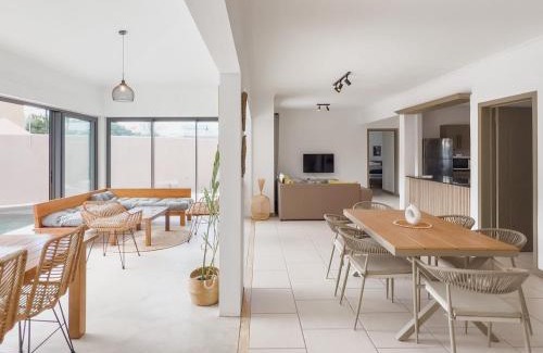 Calodyne Villa | Villa Celeste by Sealodge
