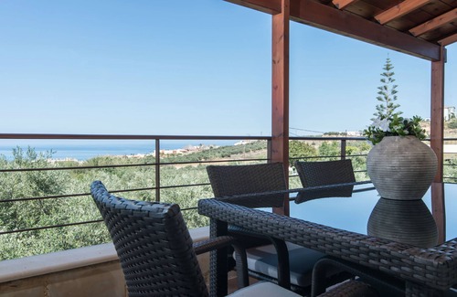 Kato Stalos Villa | Villa Chara Chania | Private Villa with Pool and Sea Views