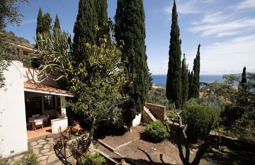 Giglio Porto Villa | Villa Cipresso, *Free Parking*, Giglio Island