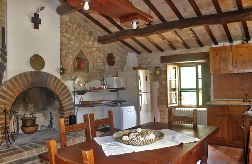 Acqualagna Villa | Villa Colombaia 10 - Three Bedroom Villa, Sleeps 10