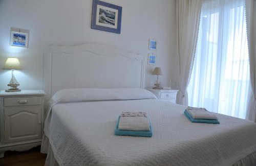 Ardea Villa | Villa con giardino a pochi passi dal mare