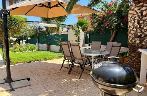 Hoya de los Patos Villa | Villa con Piscina en Club de Golf