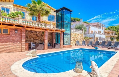 Lloret de Mar Villa | Villa "Costacabana - Dolce Vita" with Private Pool, Private Terraces & Wi-Fi