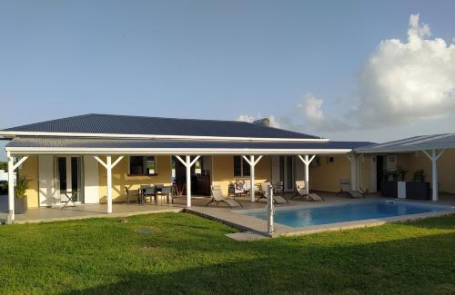 Anse-Bertrand Bed & Breakfast | Villa Créoléna