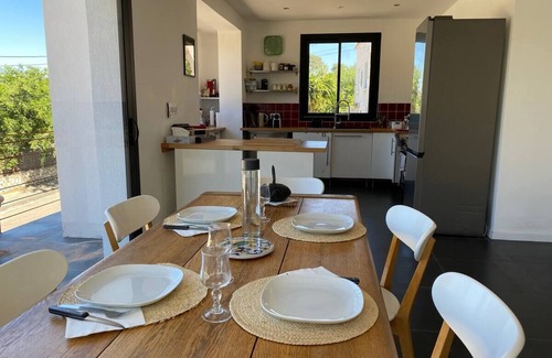 Montredon House | Villa D'architecte, 3min de la Plage, Adossée au Parc des Calanques