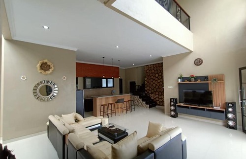 Megamendung Villa | Villa de Baggio