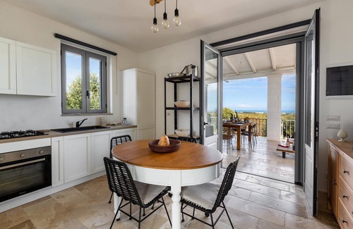 Fasano Villa | Villa de Bellis by Perle di Puglia