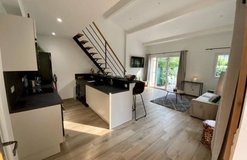 Villeneuve-Loubet Villa | Villa de Charme