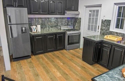 Scarborough Apartment | Villa De Cruz - Executive Suite