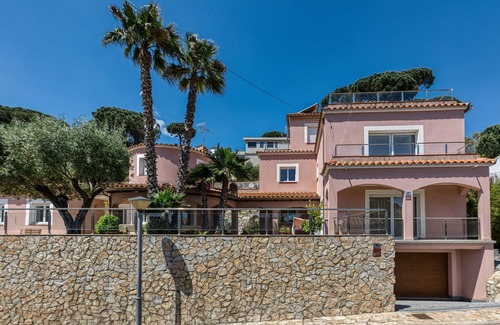 Sa Riera Villa | Villa de Luxe à Begur Vue Mer with Sea View, Wi-Fi and Air Conditioning