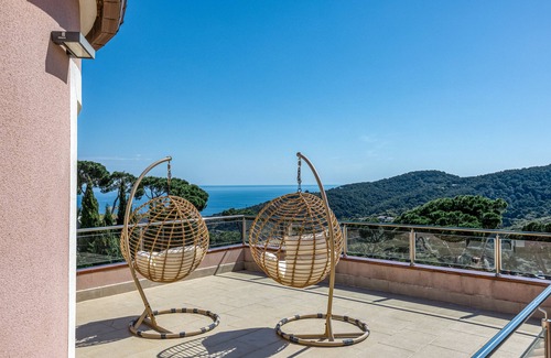 Sa Riera Villa | Villa de Luxe à Begur Vue Mer with Sea View, Wi-Fi and Air Conditioning