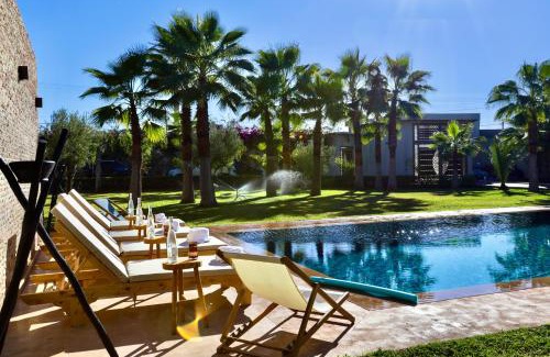 Tamazouzte Villa | *Villa de luxe à Marrakech, vue sur les montagnes*
