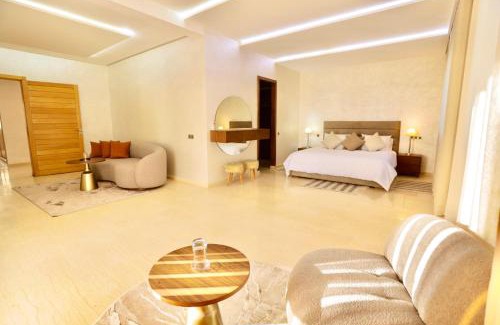 Tamazouzte Villa | *Villa de luxe à Marrakech, vue sur les montagnes*