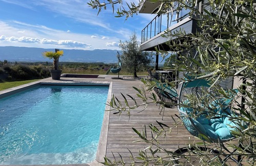 Presilly Villa | Villa de Luxe Avec Piscine Dans un Cadre de Vacances à 10 Minutes de Genève