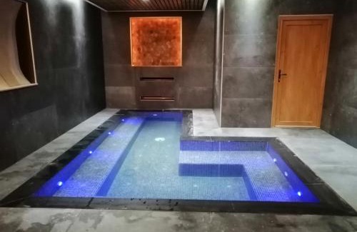 Dourlers Villa | villa de luxe avec piscine et jacuzzi xxl