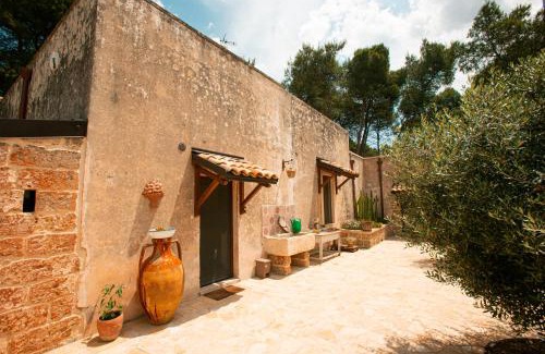 Monteroni di Lecce Villa | villa dei cento Pini