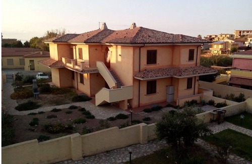 Lu Bagnu Apartment | VILLA DEI SERRA ground floor SANITIZED AND HYGIENIZED APPARATELY!