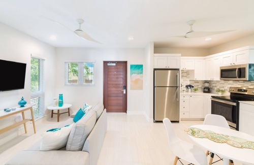 The Bight Villa | Villa DelEvan 4C/1-bedroom villa on the Grace Bay Beach,