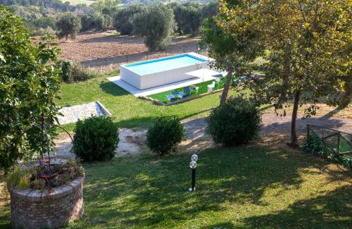Sant'Elpidio a Mare Villa | Villa Dell'Arco - Sea View, Private Pool & AirCo