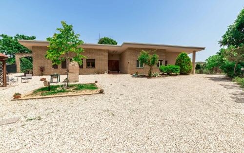 Sant'Elpidio a Mare Villa | Villa Dell'Arco - Sea View, Private Pool & AirCo