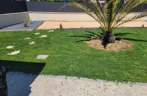 Bon-Encontre Villa | Villa des palmiers - Magnifique villa avec piscine chauffée et terrain de pétanque