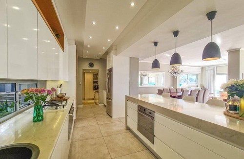 Fresnaye Villa | Villa Disdant , Fresnaye , Cape Town