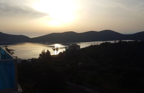 Mavrikiano Villa | Villa DORE, magnificent view of the sea and mirabello bay
