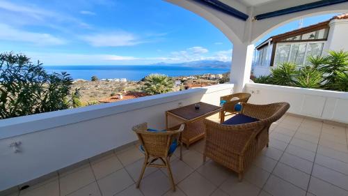 Kefalas Villa | Villa Dragonfly