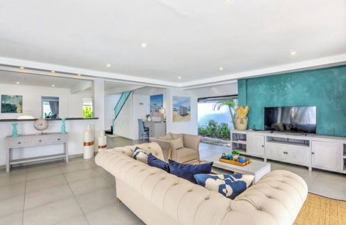 Drupadi Villa | Villa Drupadi 16A 3 bed 3.5 Bath Seminyak