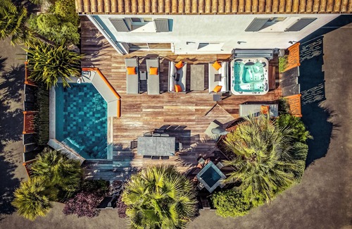 Saint-Ciers-du-Taillon House | Villa Eden : Luxury with swimming pool near the Charente vineyards