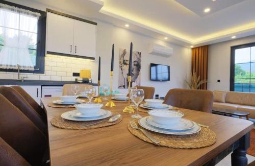 Yaniklar Villa | Villa Eisa / Fethiye Yanıklar