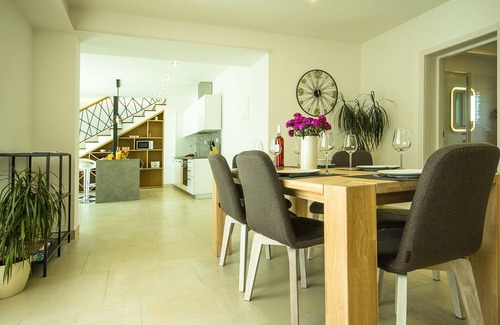 Baldasi Villa | Villa Elena is a peaceful oasis for relaxation