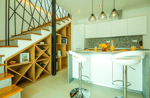 Baldasi Villa | Villa Elena is a peaceful oasis for relaxation