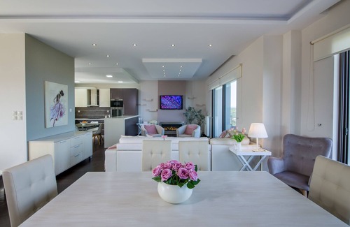 Agia Villa | Villa Elisabeth View luxurious with POOL & BBQ !