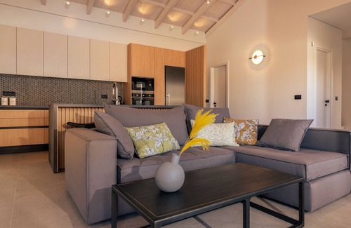Psarou Villa | Villa Elysian - Three Bedroom Villa, Sleeps 6
