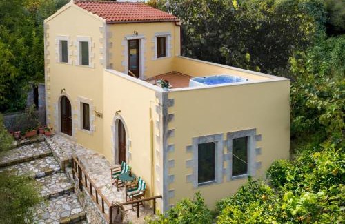 Provarma Villa | Villa Erontas - private heated jacuzzi