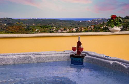 Provarma Villa | Villa Erontas - private heated jacuzzi
