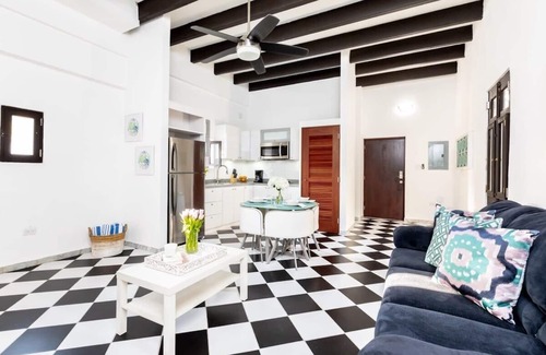 San Francisco Apartment | Villa Esmeralda | Large 2 Bedroom in beautiful Old San Juan