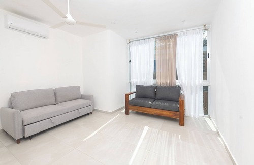 La Ceiba Villa | Villa espaciosa con 5 habitaciones, piscina, A/C, a 3 minutos de playa Bonita.