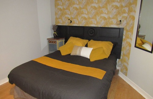 Journiac Bed & Breakfast | Villa EsquirHall, cosy bed and breakfast Côté cour