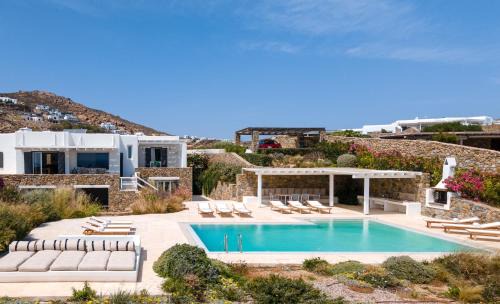 Elia Villa | Villa Etcetera