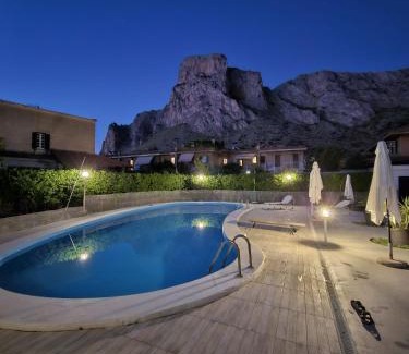 Sferracavallo House | Villa Eufrosine