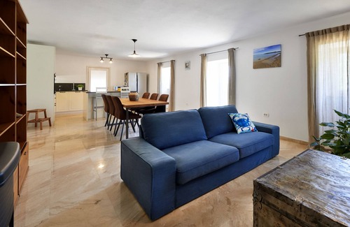 Zagore Villa | Villa Eugenia for 8 people with private pool & large garden only 3 km from the beach